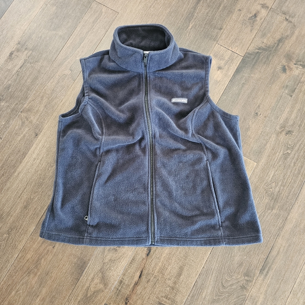 NWOT . COLUMBIA Womens Fleece Vest 2X